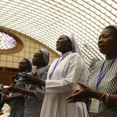 20160512T1137-3337-CNS-POPE-UISG_tn