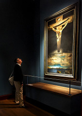 Picture by Bill Ryder. Looking at Salvador Dali's "Christ of St. John on the Cross," heckmarq.mu.edu/psp/sa9prod/EMPLOYEE/HRMS/c/SA_LEARNING_MANAGEMENT.SS_FACULTY.